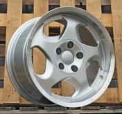 Alu kola Racing Line B2418, 17x8 5x120 ET15, stříbrná + leštěný límec