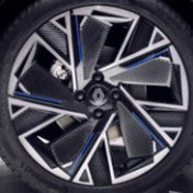 Alu kola Racing Line IN3625F, 17x7 4x100 ET37, černá + leštění