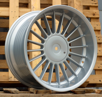 Alu kola Racing Line 8332R, 18x9.5 10x112 ET18, stříbrná